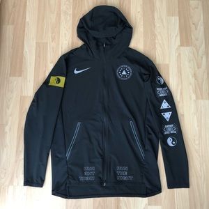 nike solstice track jacket
